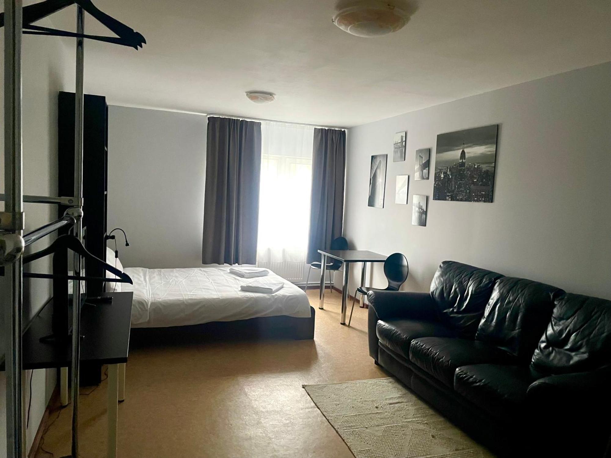 Central Hostel Jelgava Buitenkant foto