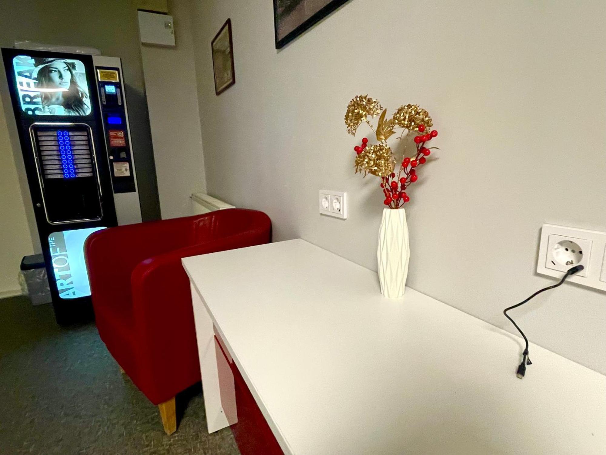 Central Hostel Jelgava Buitenkant foto